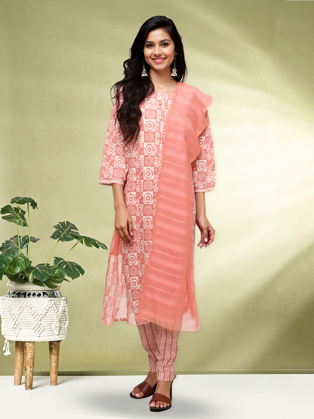 Elegant Printed Straight-Cut kurta  with Pant & Dupatta Set