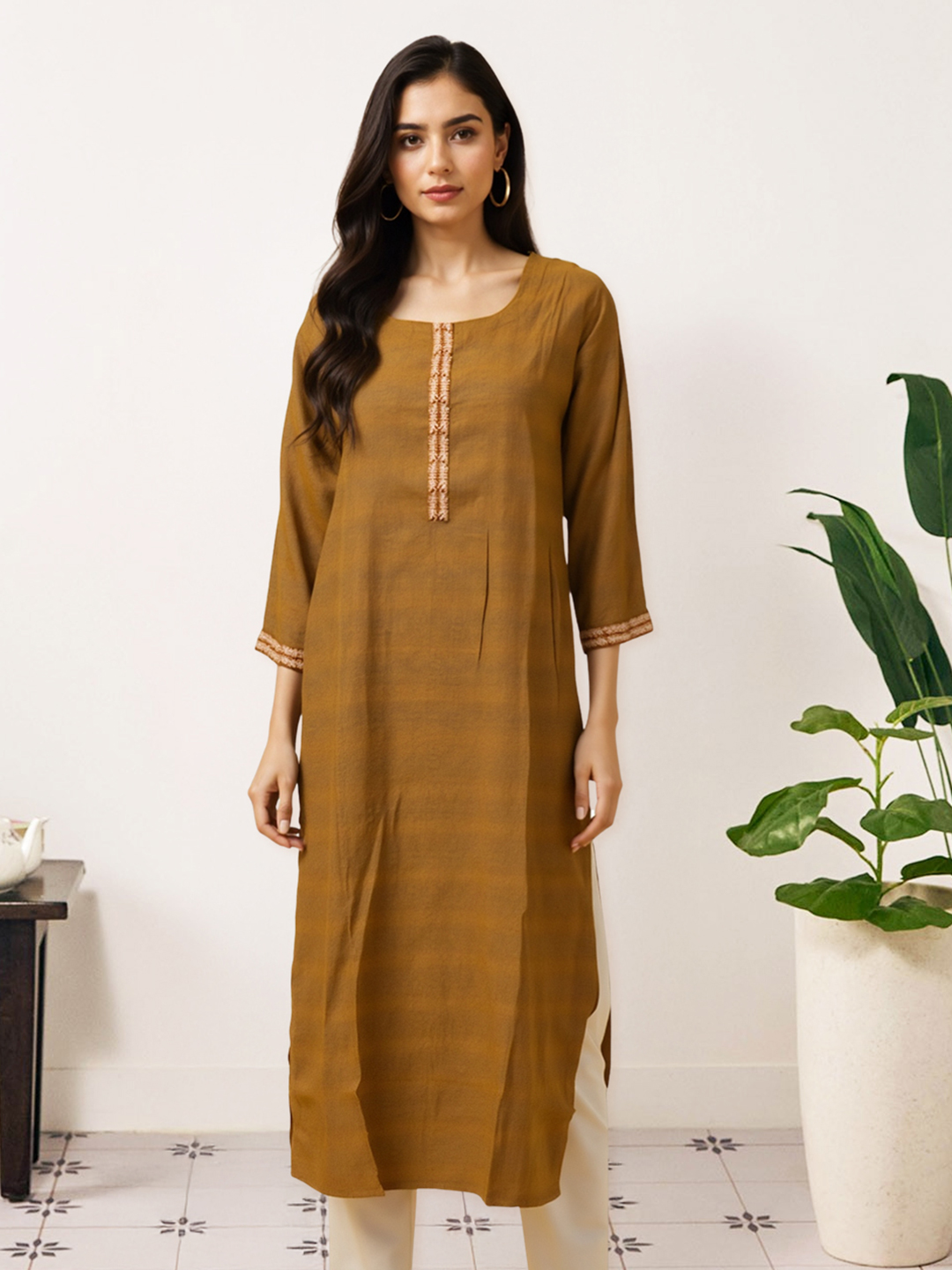 Threaded with Tradition Embroidered Straight Kurta