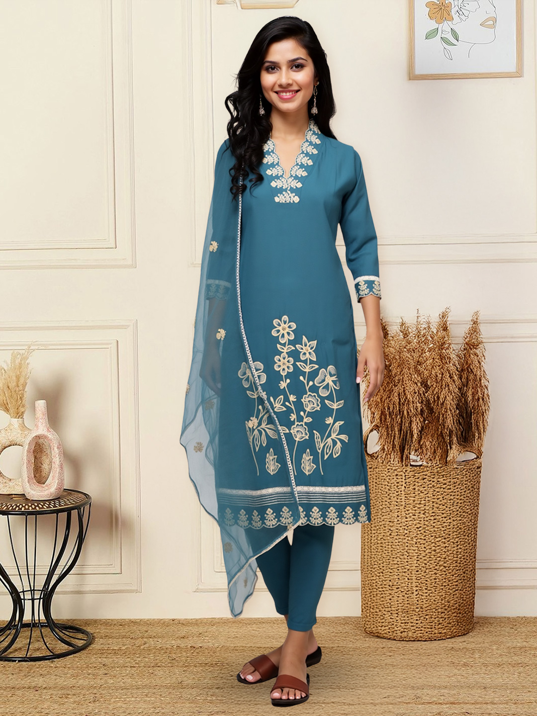 A Perfect Blend of Tradition and Modernity Floral Embroidery Elegant V-Neckline Kurta with Pant & Dupatta Set