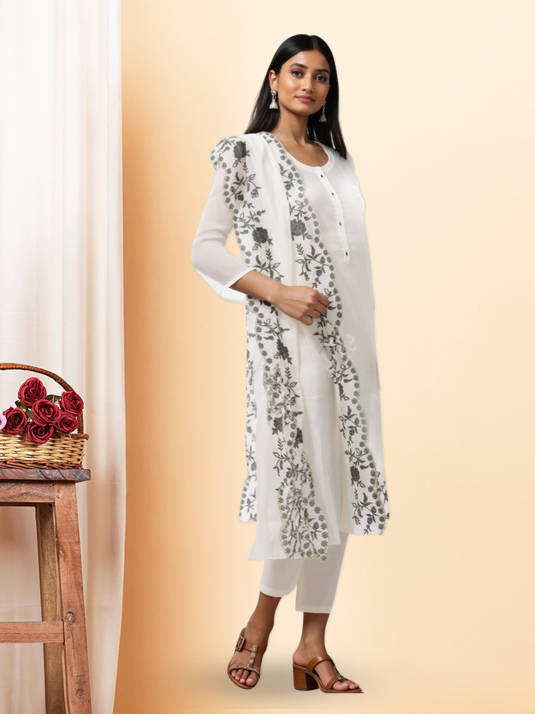 Floral Embroidered Kurta with Pant & Gorgeous Dupatta Set
