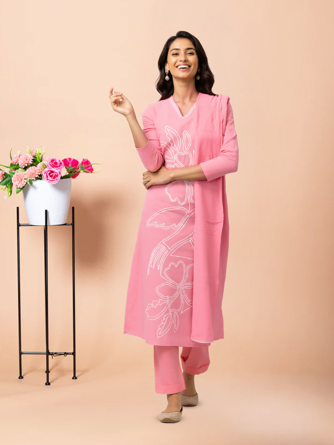 Embroidery Sequinned Straight Kurta With Pant & Dupatta Set