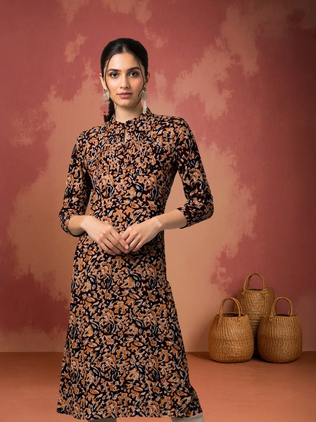 Floral Printed High Keyhole Neck Kurta