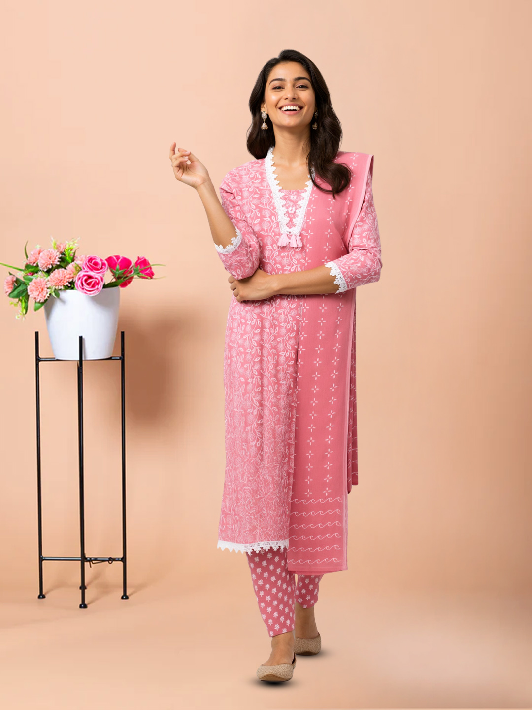 Elegant Pink Floral Printed Salwar Suit Set