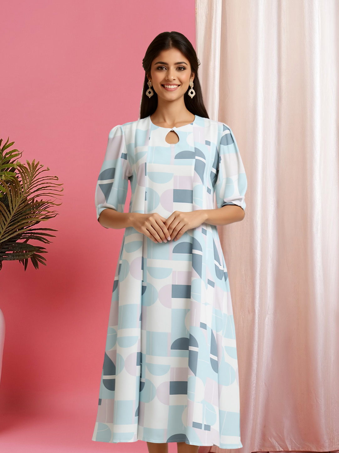 Geometric Pattern Keyhole Neck Anarkali Kurta