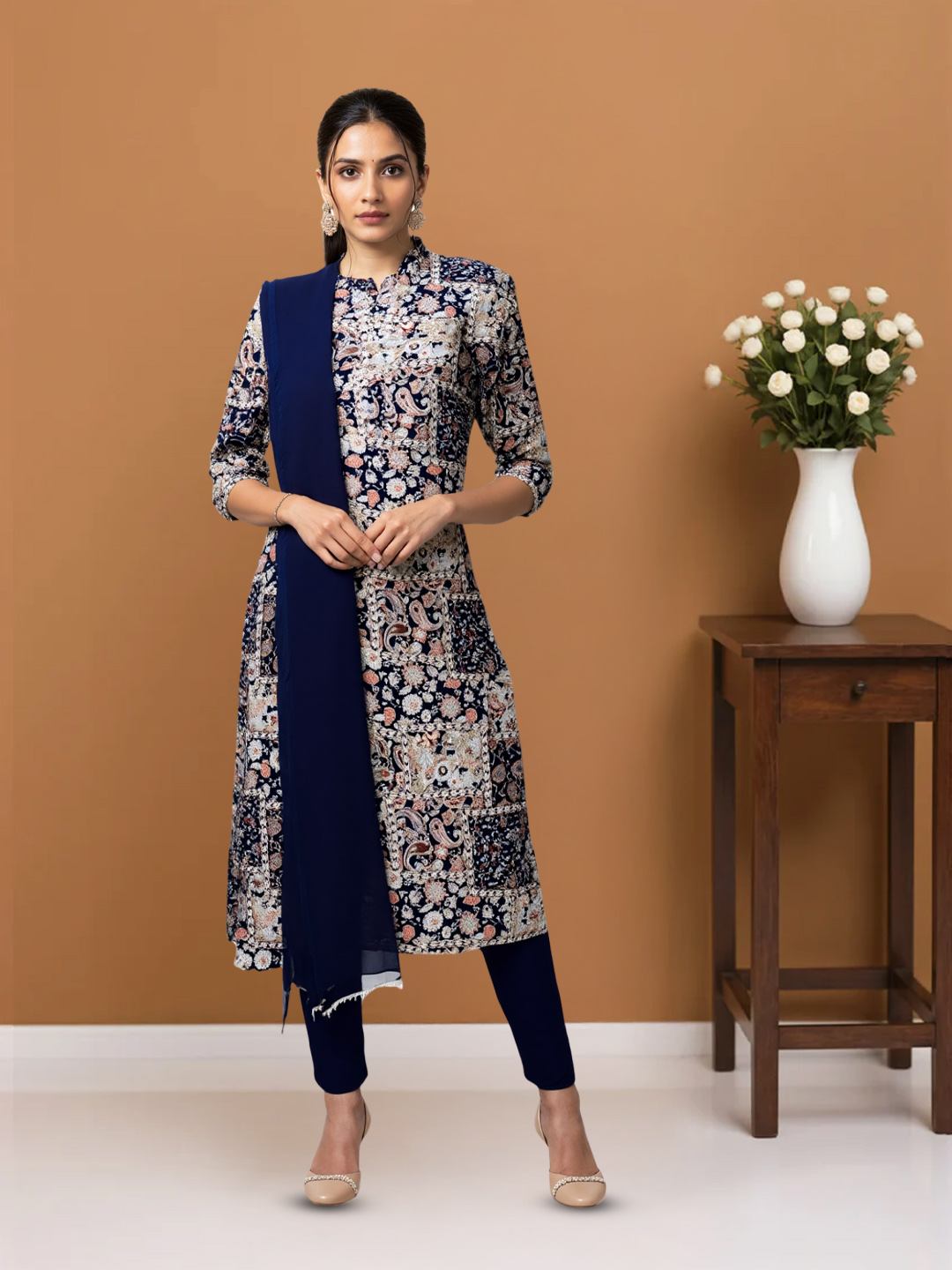 Printed Straight-cut kurta with Pant & Chiffon Dupatta Set