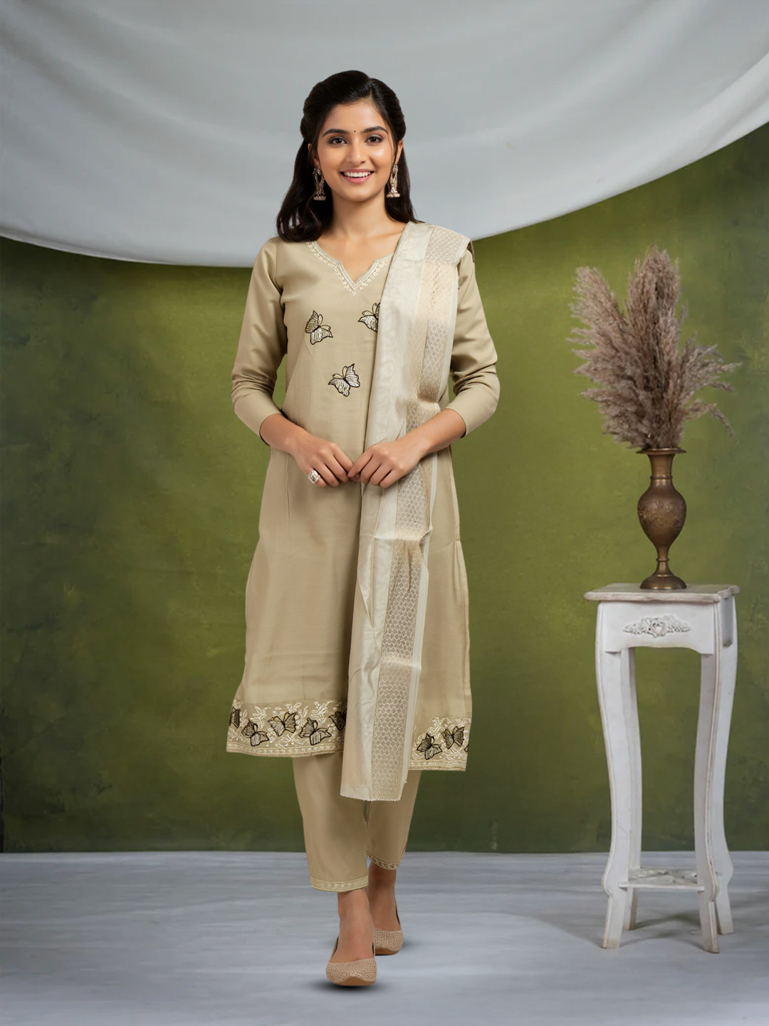 Embroidered Notched Neck Thread Work Kurta with Pant & Dupatta Set