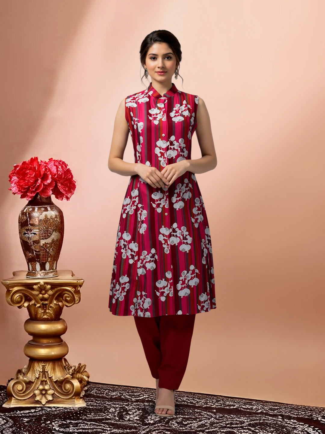 Elegant Floral Print Sleeveless Kurta with Pant Set