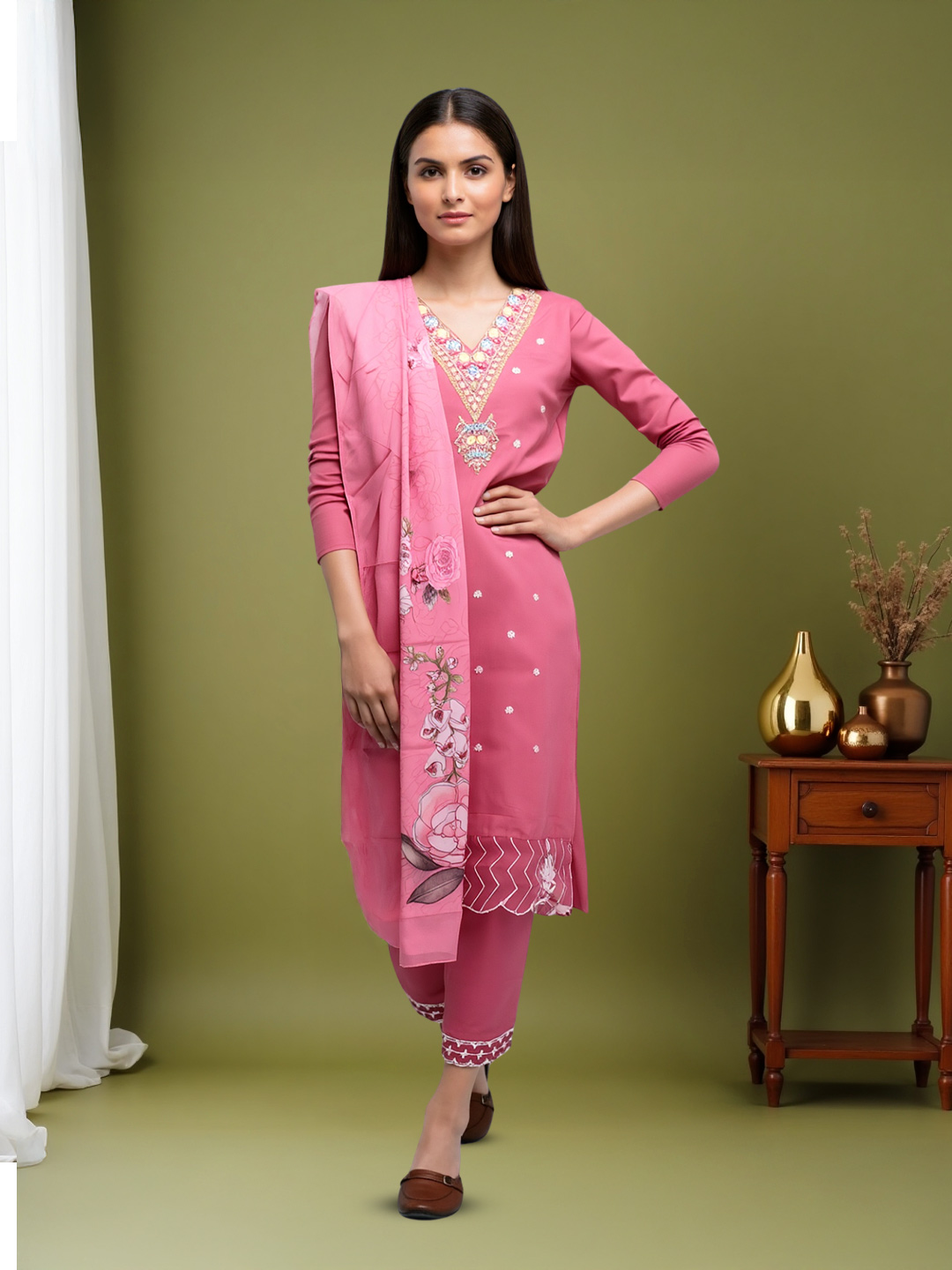 Embellished Embroidery V-Neck Floral Salwar Suit Set