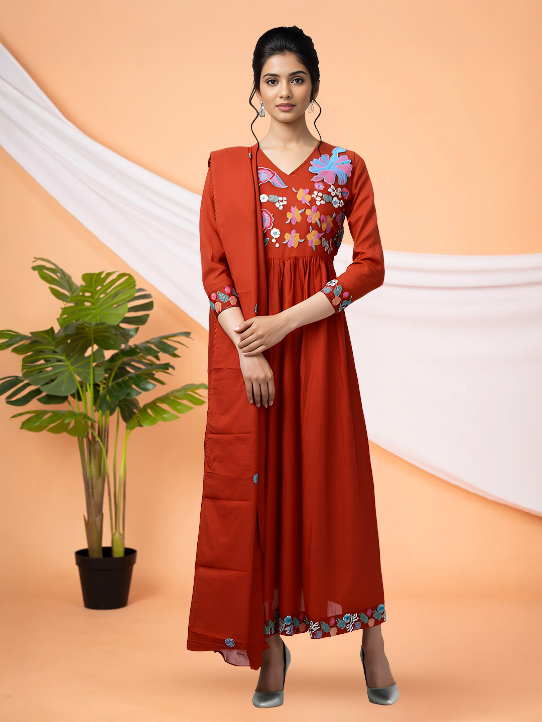 Elegant Floral Embroidered Yoke V-Neck Salwar Suit Set