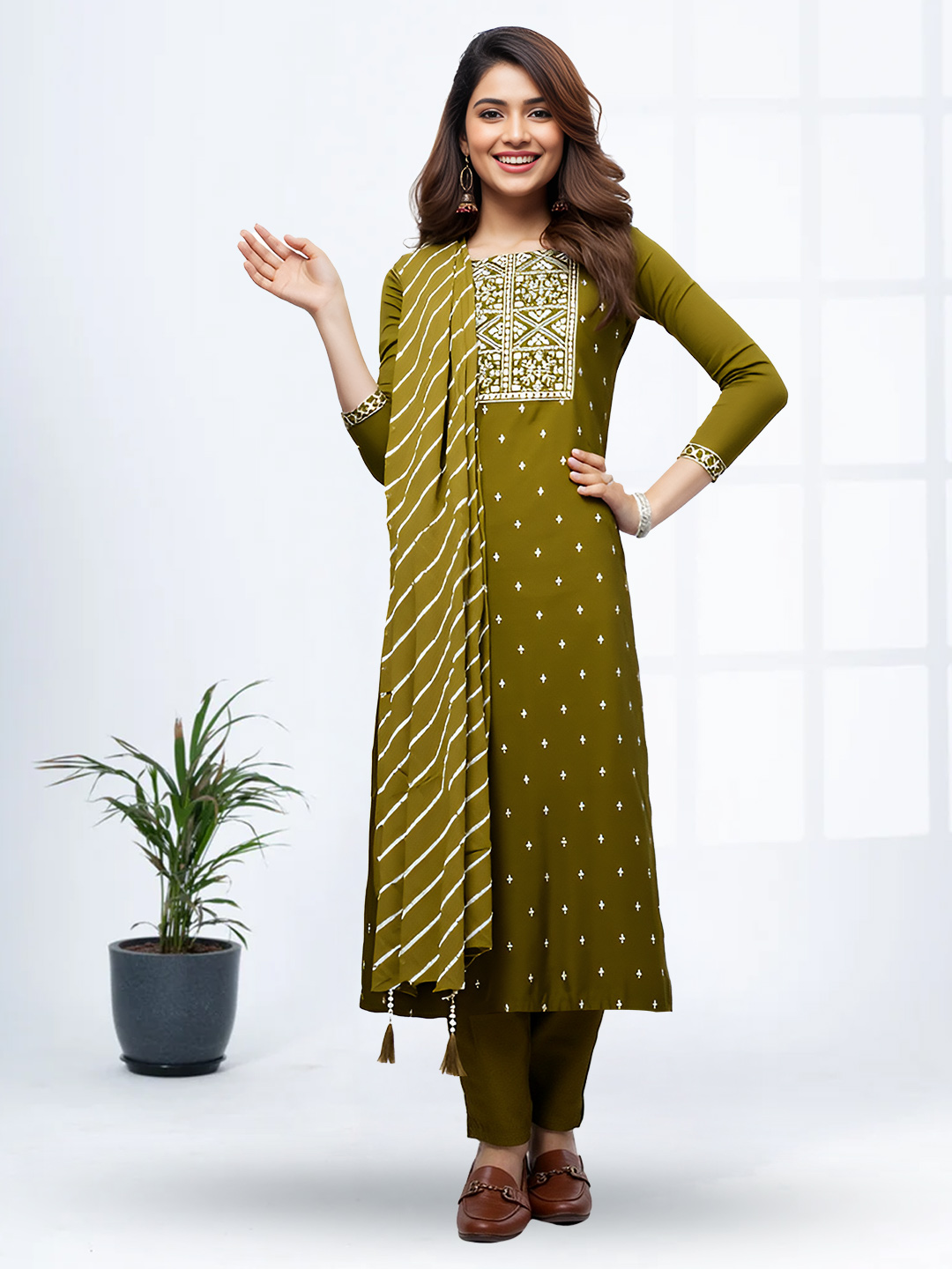 Graceful Ethnic Salwar Suit Set