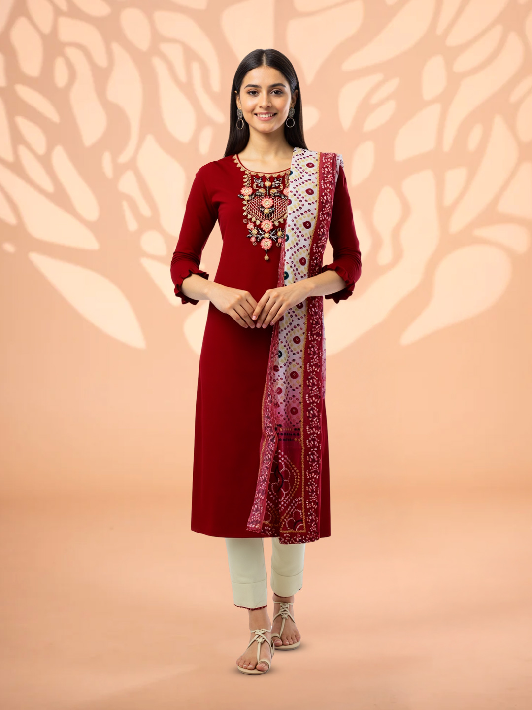 Elegant Floral Embroidered Detailing Salwar Suit Set