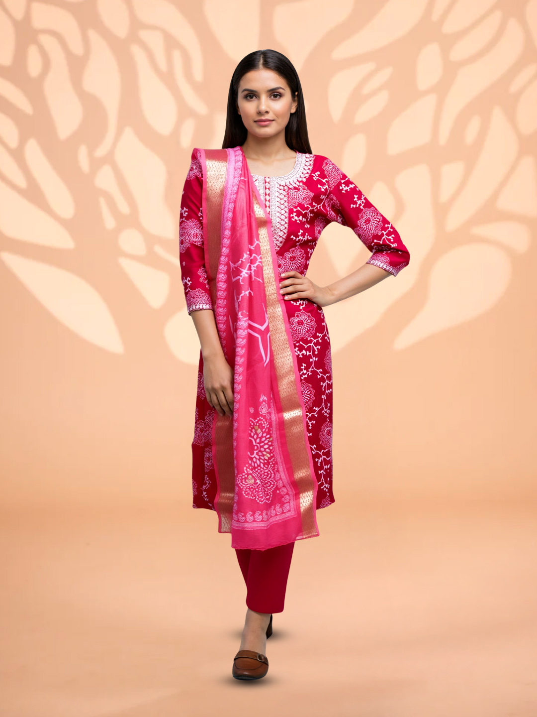 Elegant Traditional Print Round Neck Salwar Suit Set