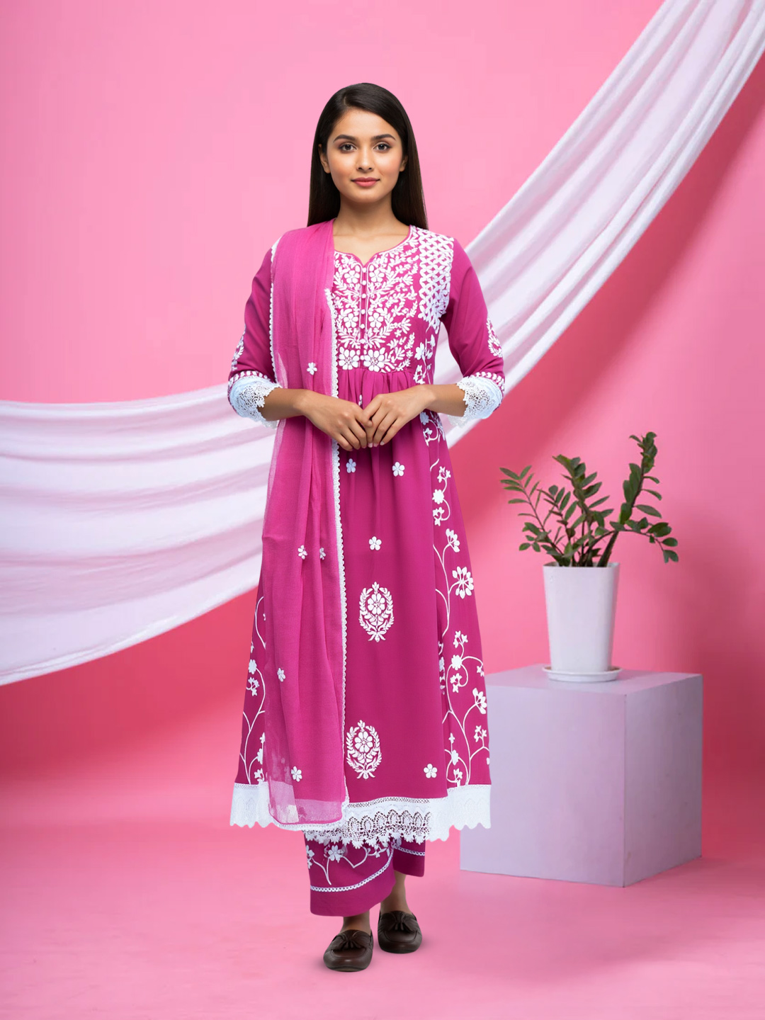 Embroidered Floral Motifs Decorative Lace Border Salwar Suit Set