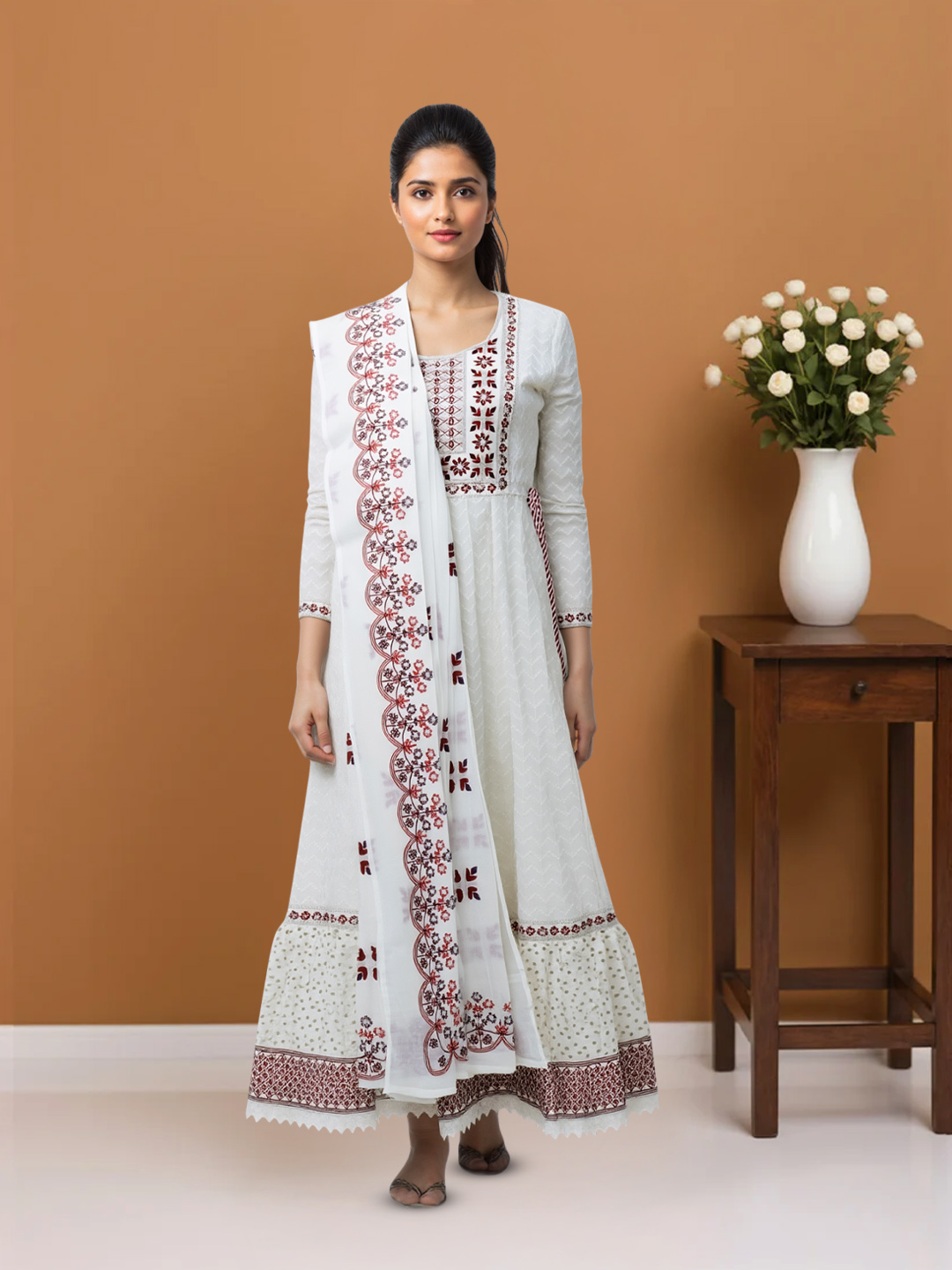 Embroidery Elegant Neckline Graceful Flared Anarkali Salwar Suit Set