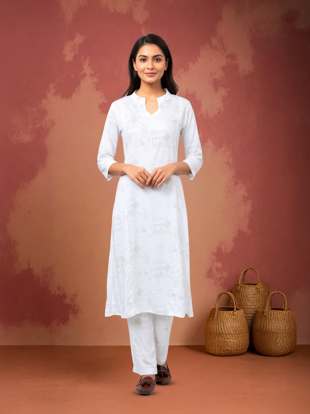 Geometric Printed Notch Neckline Straight-Cut Kurta with Pant Set