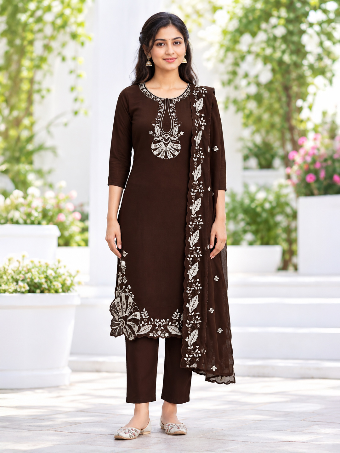Decorative Embroidery Embellished Ethnic Suit Set