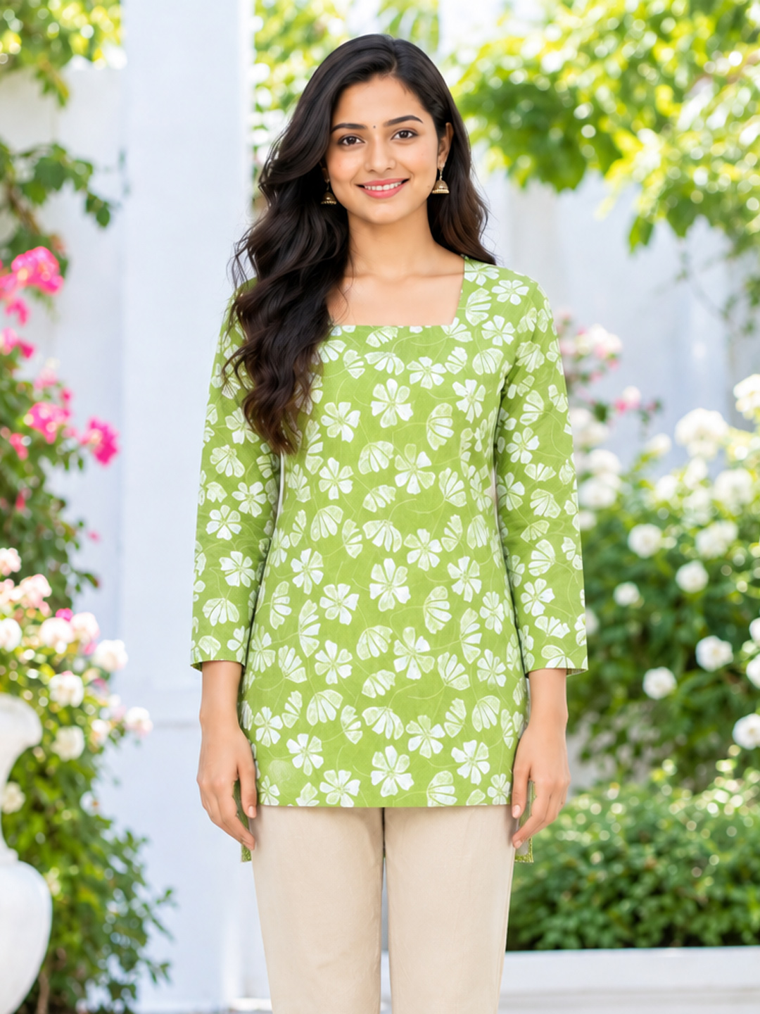 Floral Printed Ethnic Short Kurti