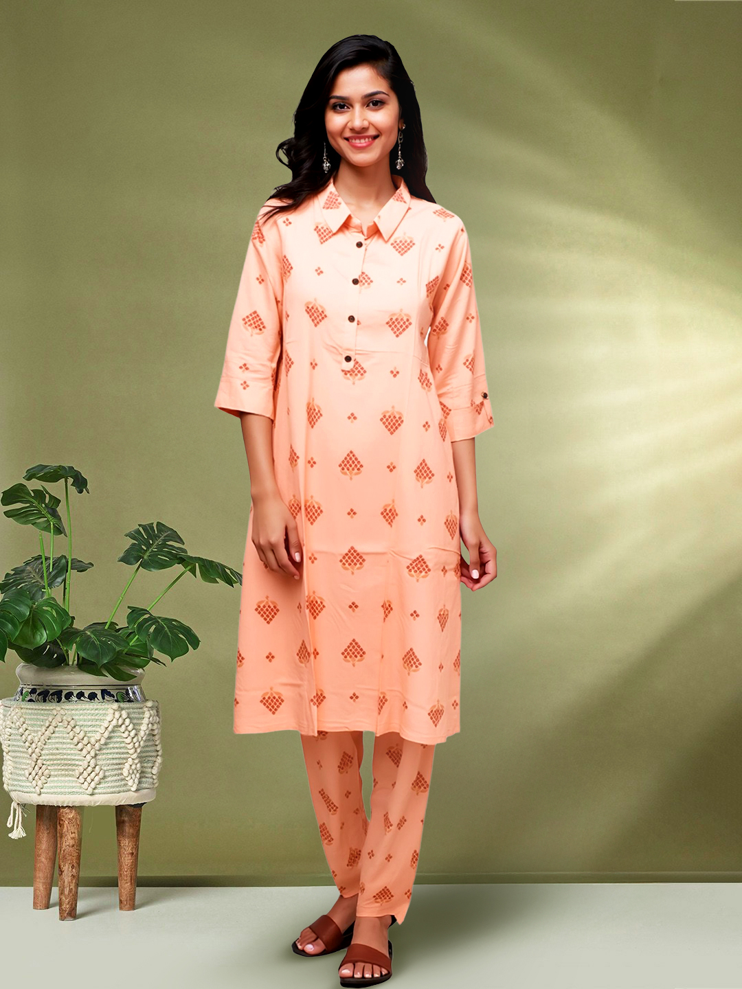 Grace in Simplicity Printed Straight Collar Kurta with Pant Set