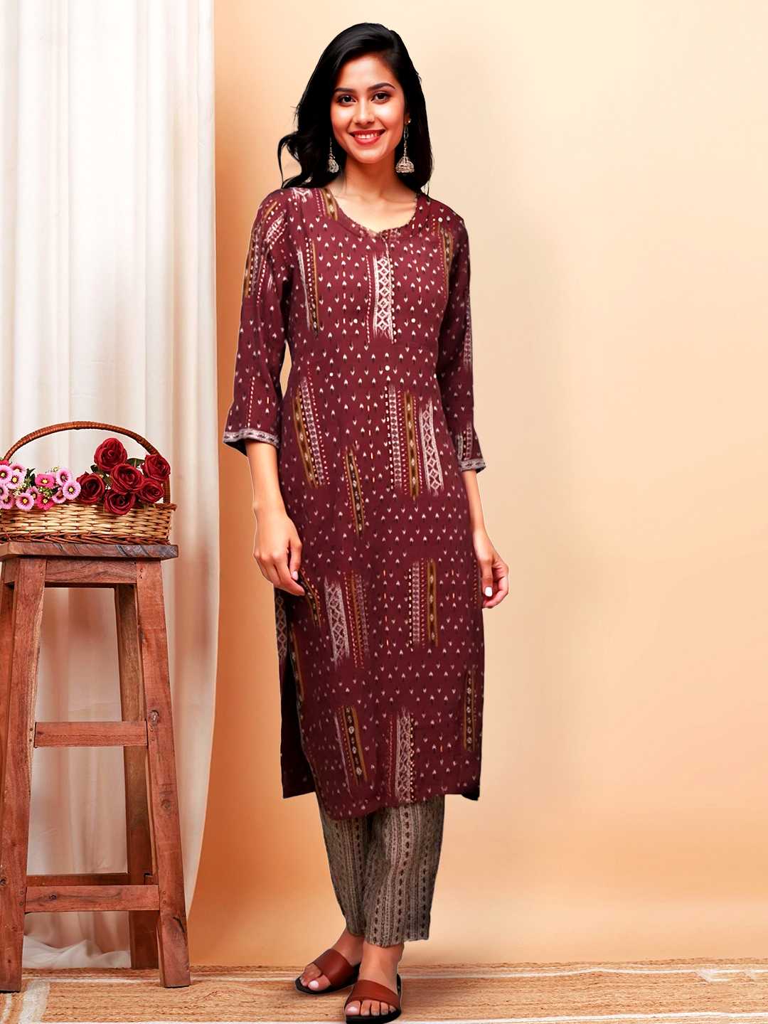 Elegant and Stylish Ethnic Printed Straight Kurta with Pant Set